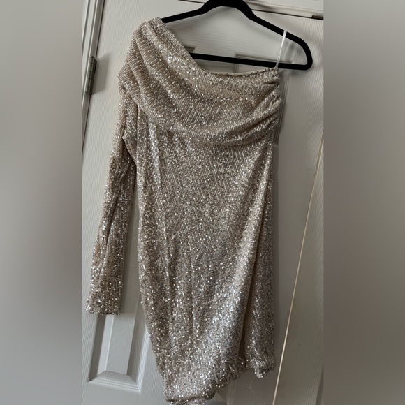 One Shoulder Sequin Dress - Silver - Picture 2 of 2